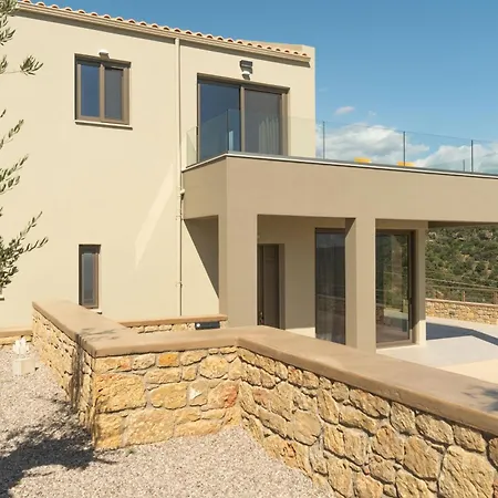 Nodeas Grande Megali Mantineia