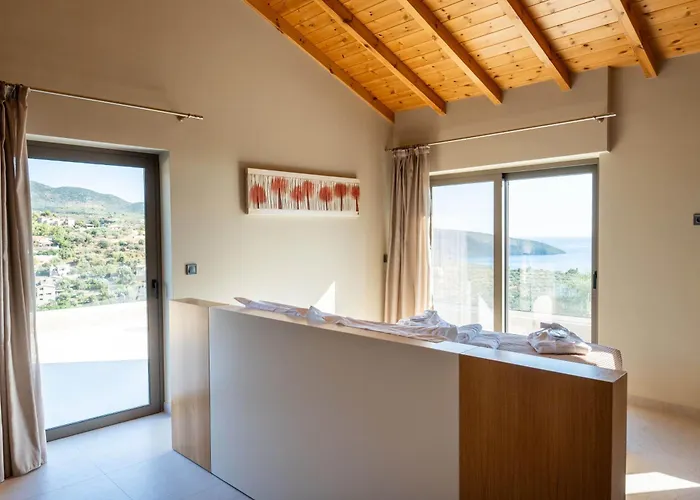 Nodeas Grande فيلة Megali Mantineia