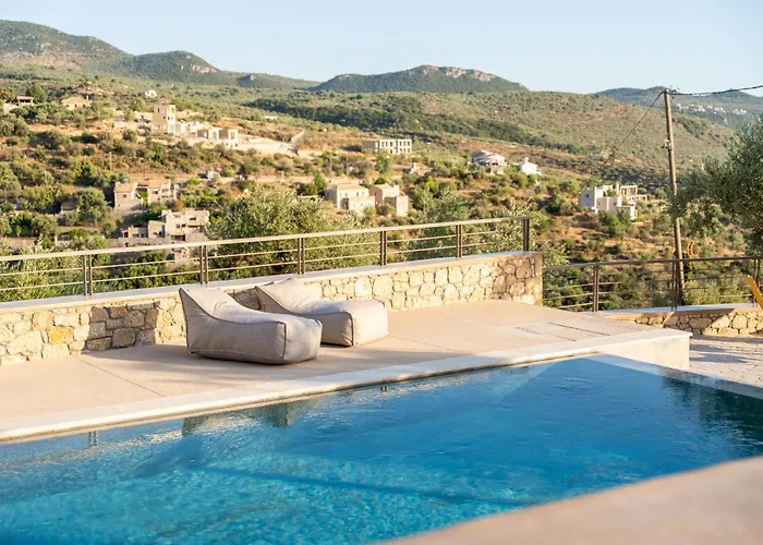 Nodeas Grande Megali Mantineia