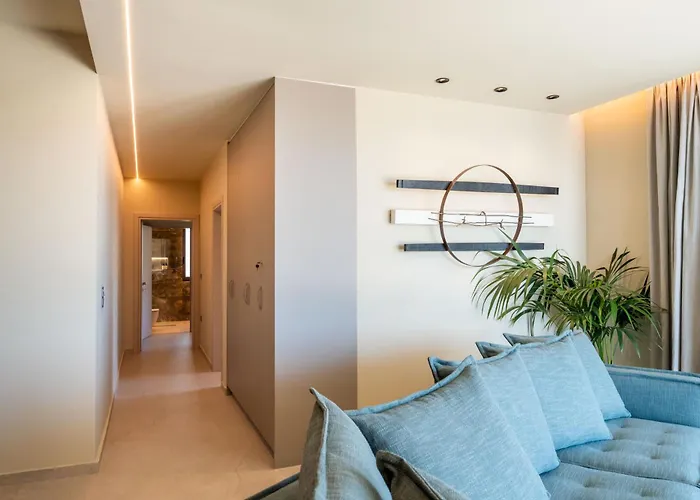 Nodeas Grande Megali Mantineia